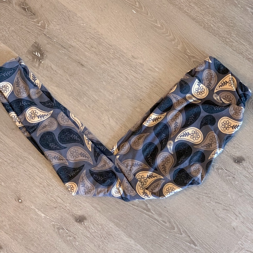 LulaRoe Leggings OS